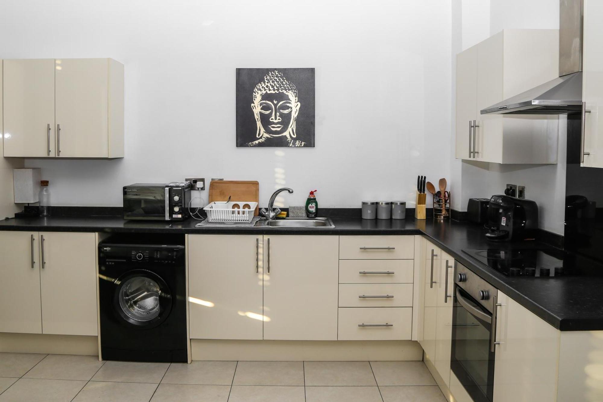 Appartamento Luxurious & Lavish Salford Quays Free Parking Manchester Esterno foto