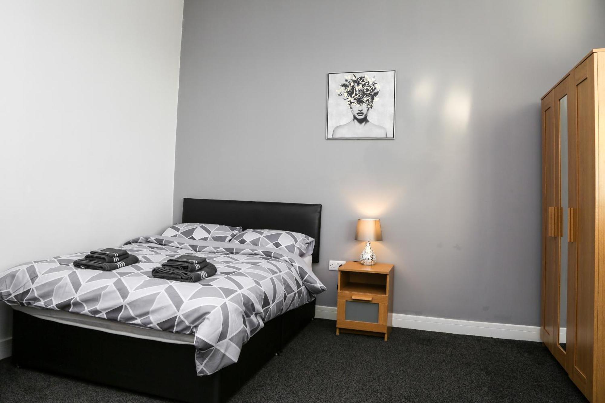 Appartamento Luxurious & Lavish Salford Quays Free Parking Manchester Esterno foto